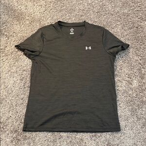Under Armour Grey Textered/Heathered Short Sleeve Athletic Tee